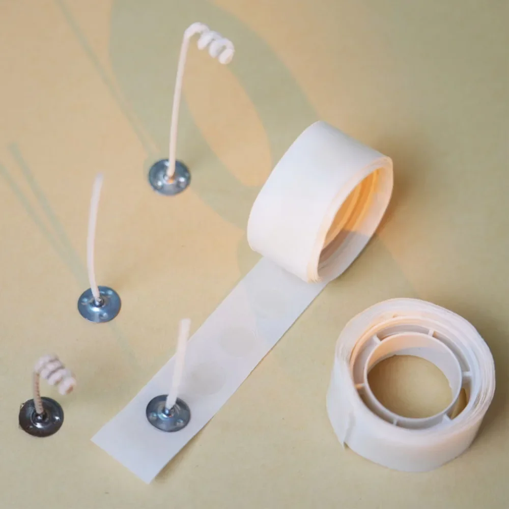Adhesive Dot Wick - 100 stippen/rol kaarsenlontstickers 10 mm dubbelzijdig